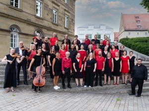Thalia Chor zusammen mit Streichern vom Kammerorchester Schweinfurt